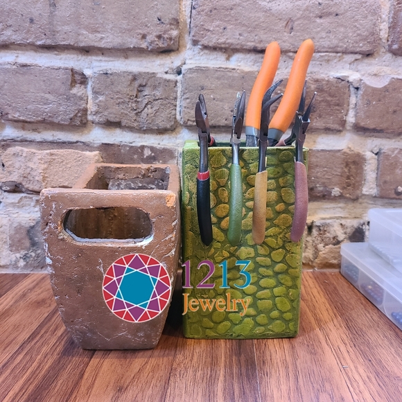 Handcreated Crab Earrings on Stainless Steel Ear Wires - Picture 11 of 12